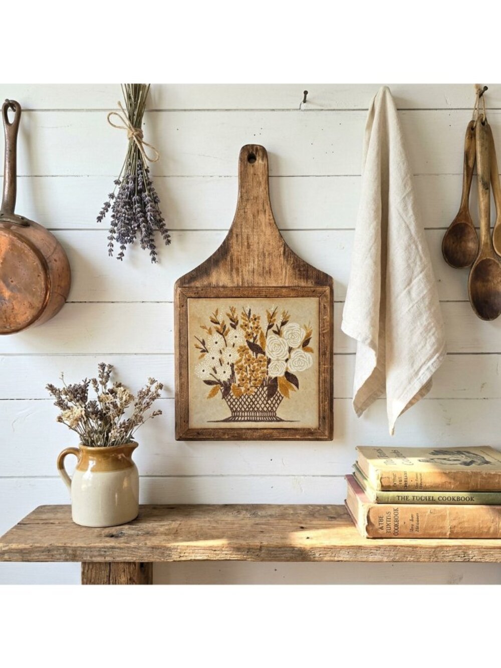 VTG Rustic Farmhouse Wood Cutting Board Trivet Wall Decor Floral Kitchen Cottage
